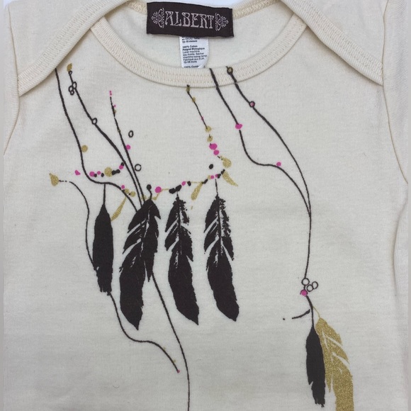 Albert One Piece - Picture 1 of 3